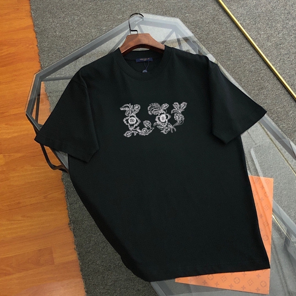 ブランドTシャツ正面デザイン